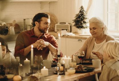 Con Amor Y Apoyo: Una Guía Para Mujeres Latinas Con Cáncer de Seno Metastásico y Sus Seres Queridos (PDF)